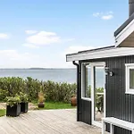 Lovely Home In Esbjerg V With House Sea View *