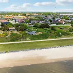 Lovely Home In Esbjerg V With House Sea View