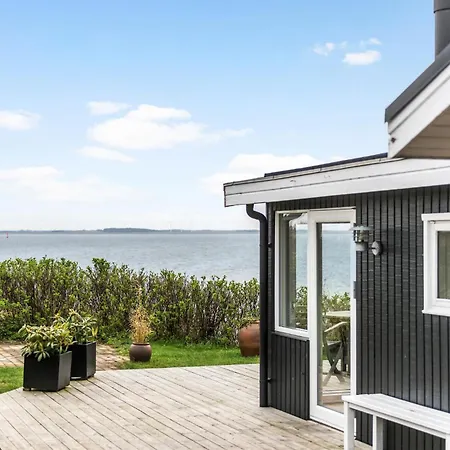 Lovely In V With House Sea View *