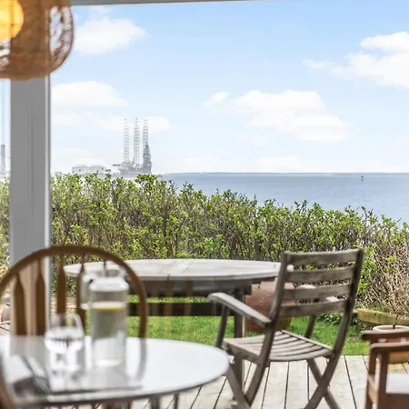 펜션 Lovely In V With House Sea View *