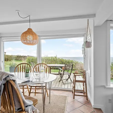 Lovely In V With House Sea View *