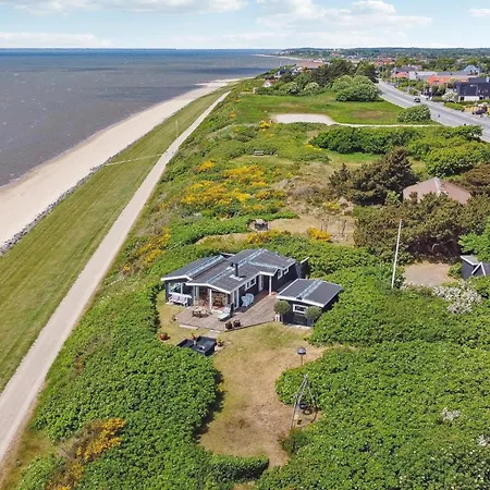 Lovely In V With House Sea View
