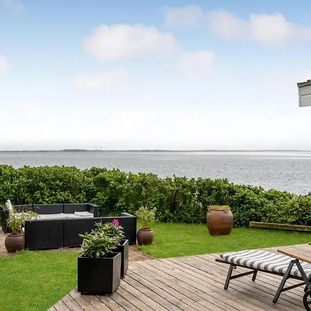 펜션 Lovely In V With House Sea View 에스비에르